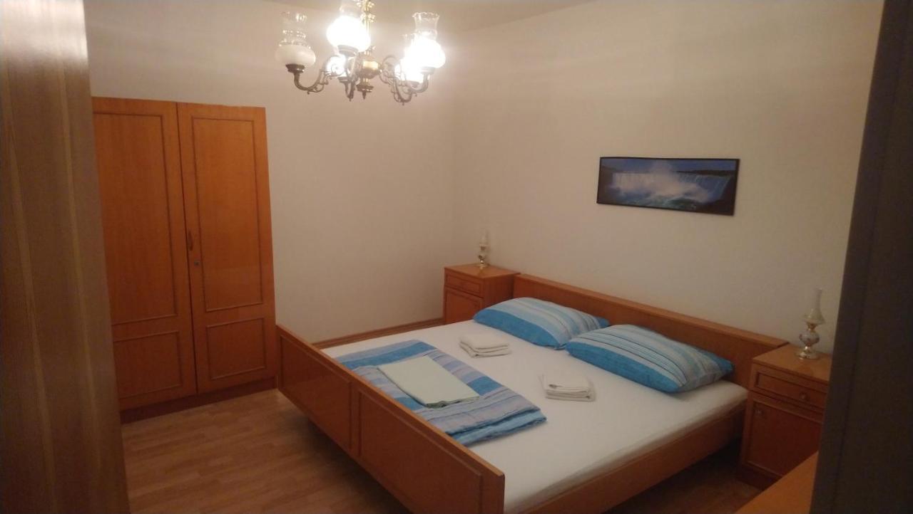 Apartment Vidas Kampor 外观 照片